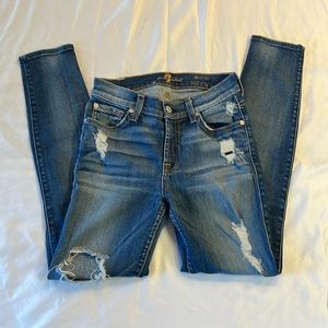 Women’s ripped jeans size 24 inseam 28 inches